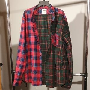 Levi's Men's Red and Green Plaid Shirt